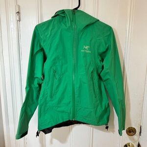 Arc’teryx Women’s Beta SL Jacket - XS